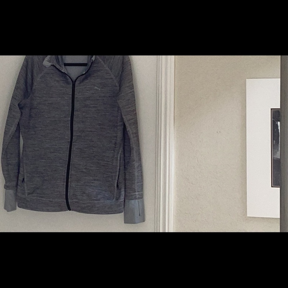 Puma jacket in Grey, size L